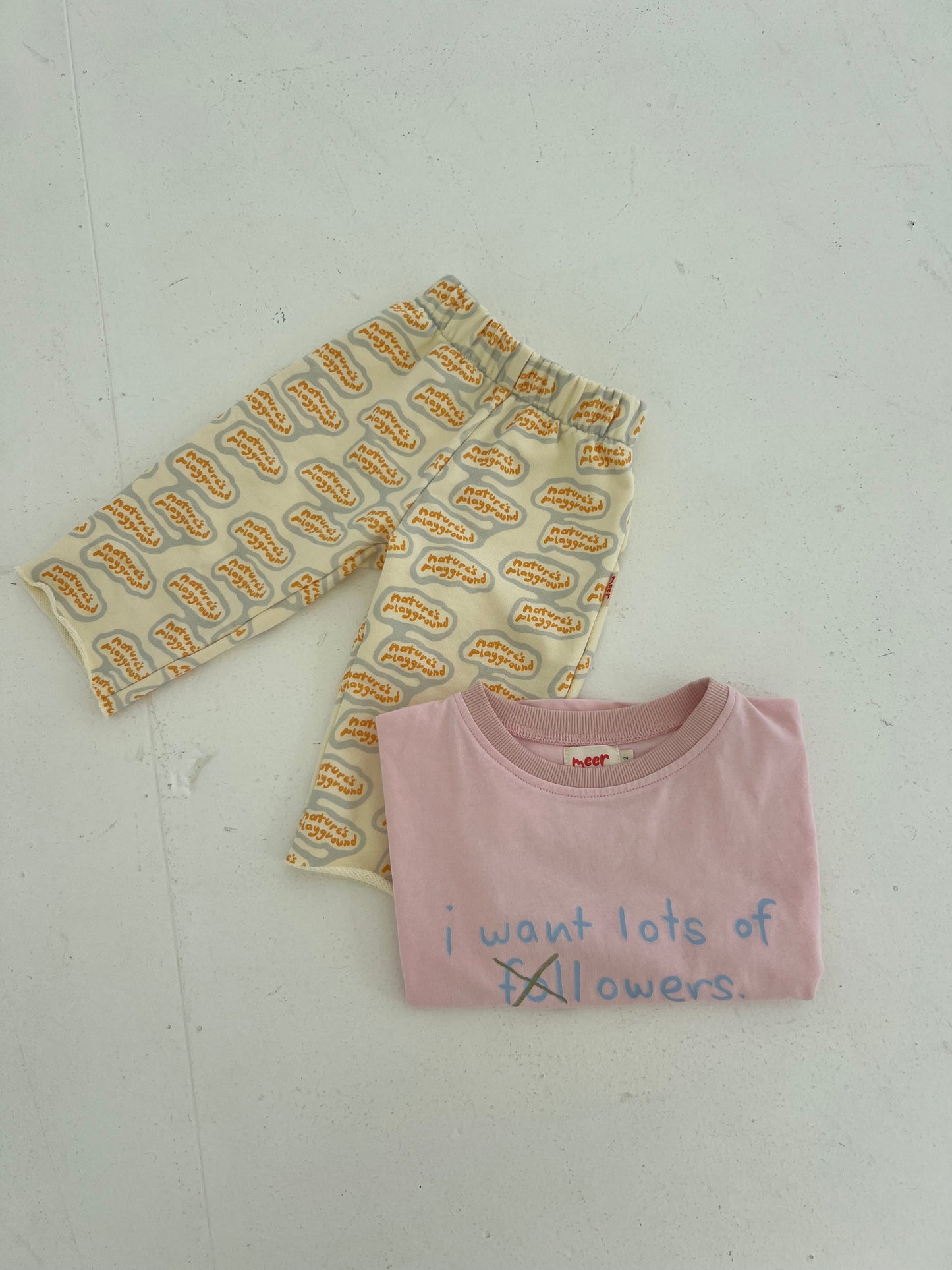 I Want Lots Of Flowers Tee